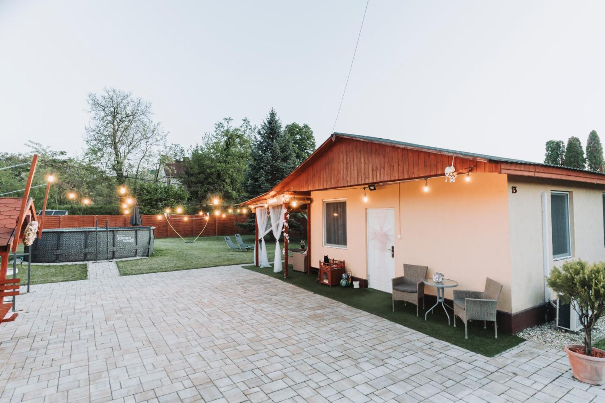 Alina Apartman Apartment Neszmely Exterior photo